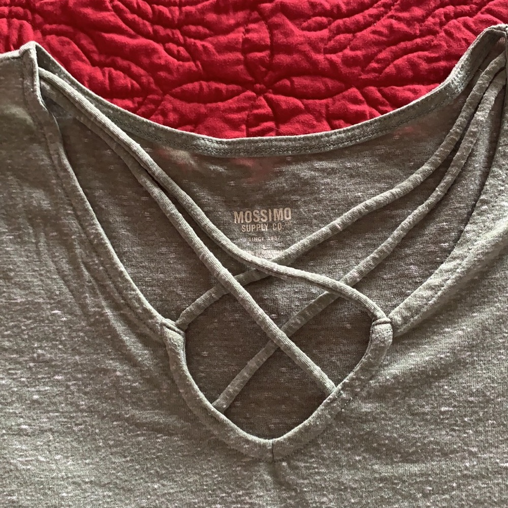 Crisscross ✖️✖️front T-shirt - Picture 3 of 9